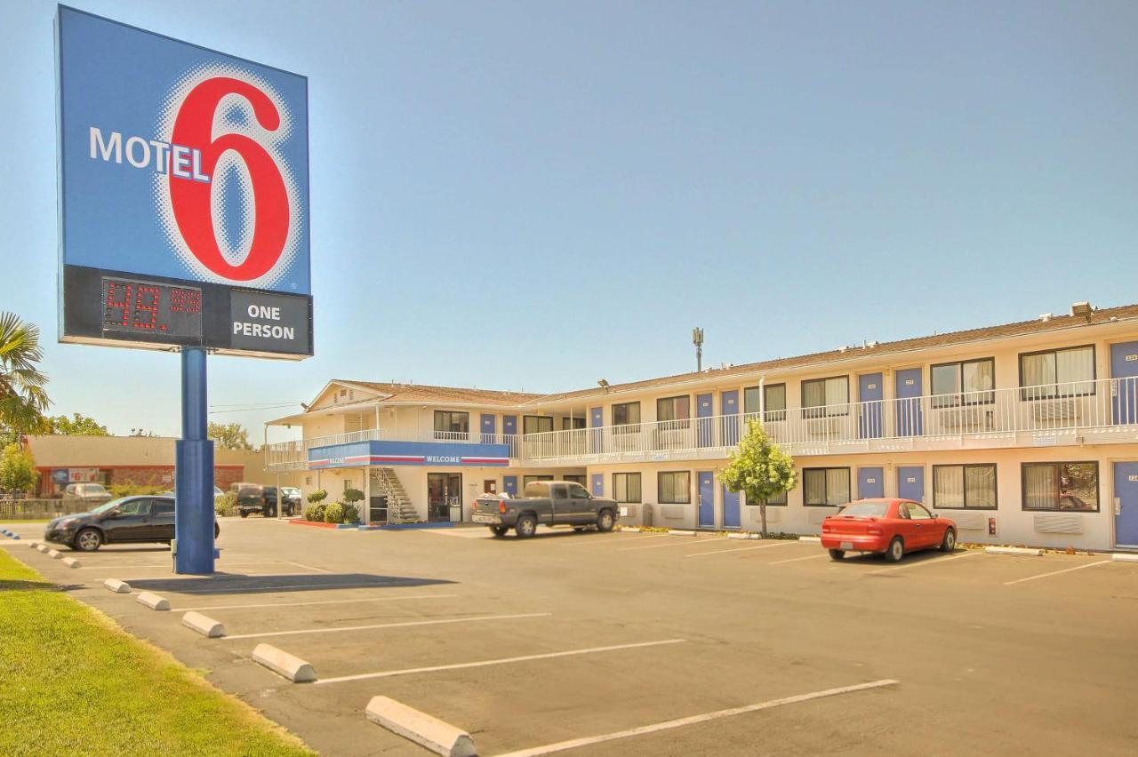 Motel 6-Fresno, Ca - Blackstone North Exterior foto