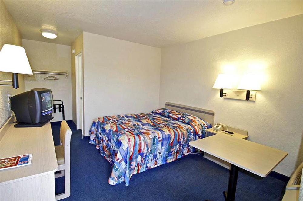 Motel 6-Fresno, Ca - Blackstone North Habitación foto